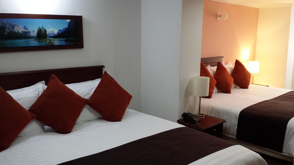 Blu Inn Hotel Bogota Bagian luar foto