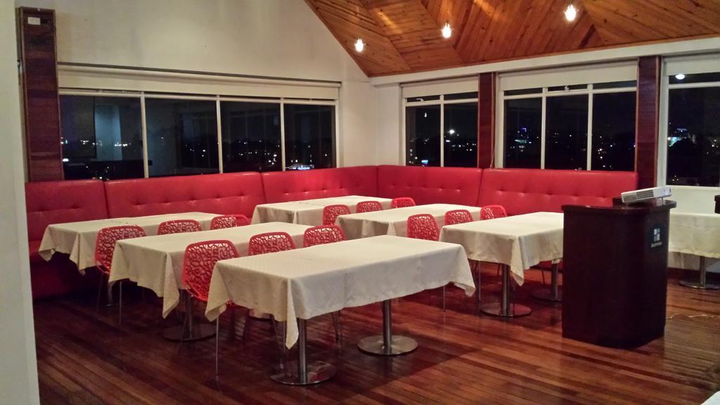 Blu Inn Hotel Bogota Bagian luar foto
