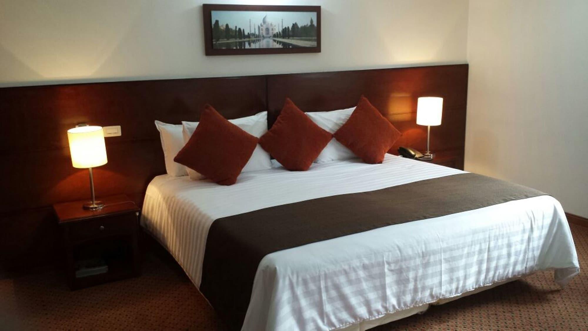 Blu Inn Hotel Bogota Bagian luar foto