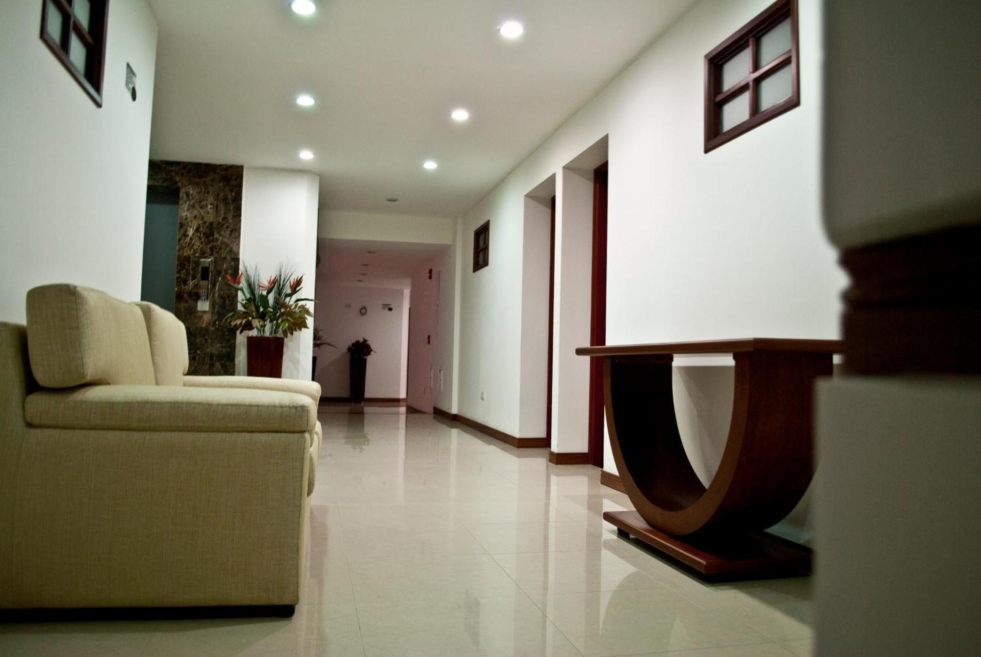 Blu Inn Hotel Bogota Bagian luar foto