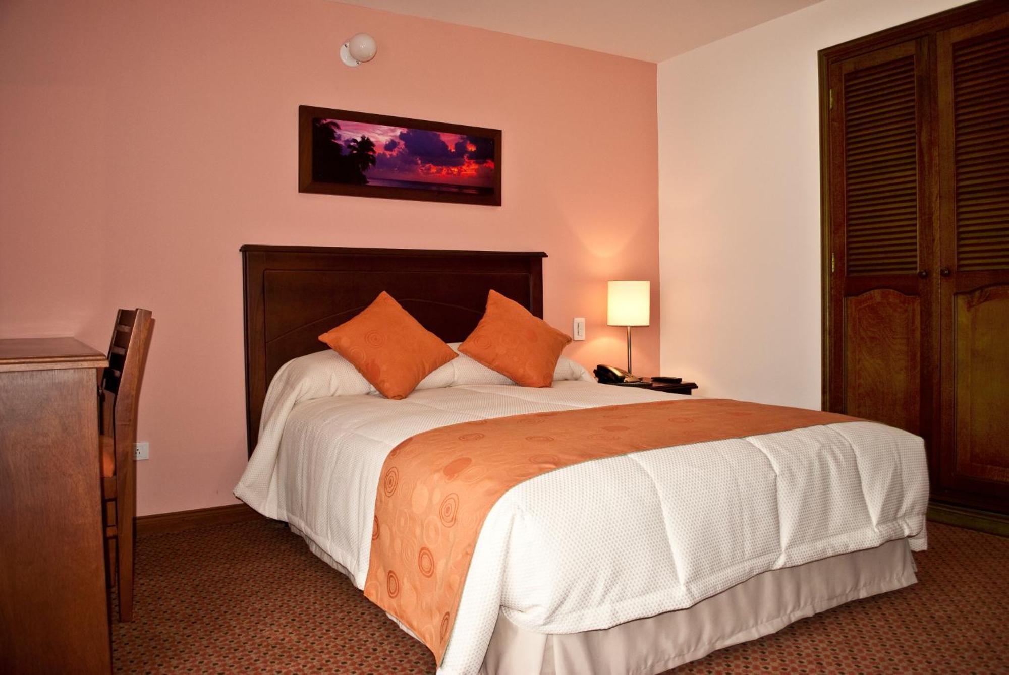 Blu Inn Hotel Bogota Bagian luar foto