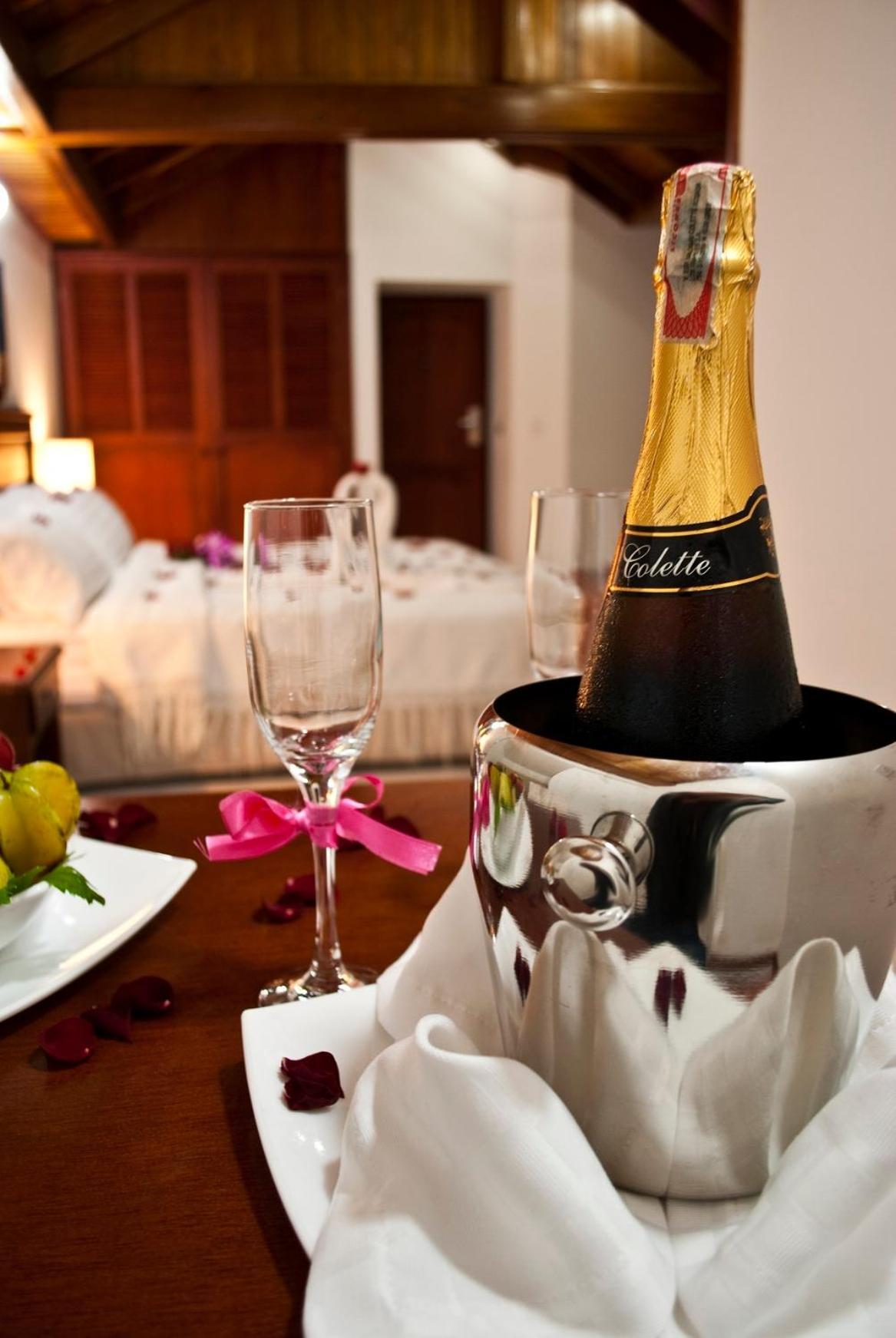 Blu Inn Hotel Bogota Bagian luar foto